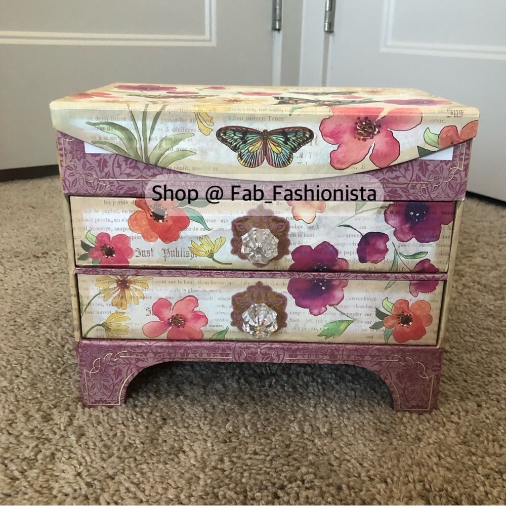 Floral butterfly jewelry box